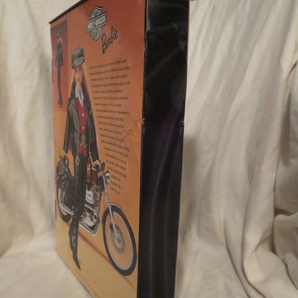 1997 Harley Davidson Barbie 1st in Series NRFB - Picture 9 of 13
